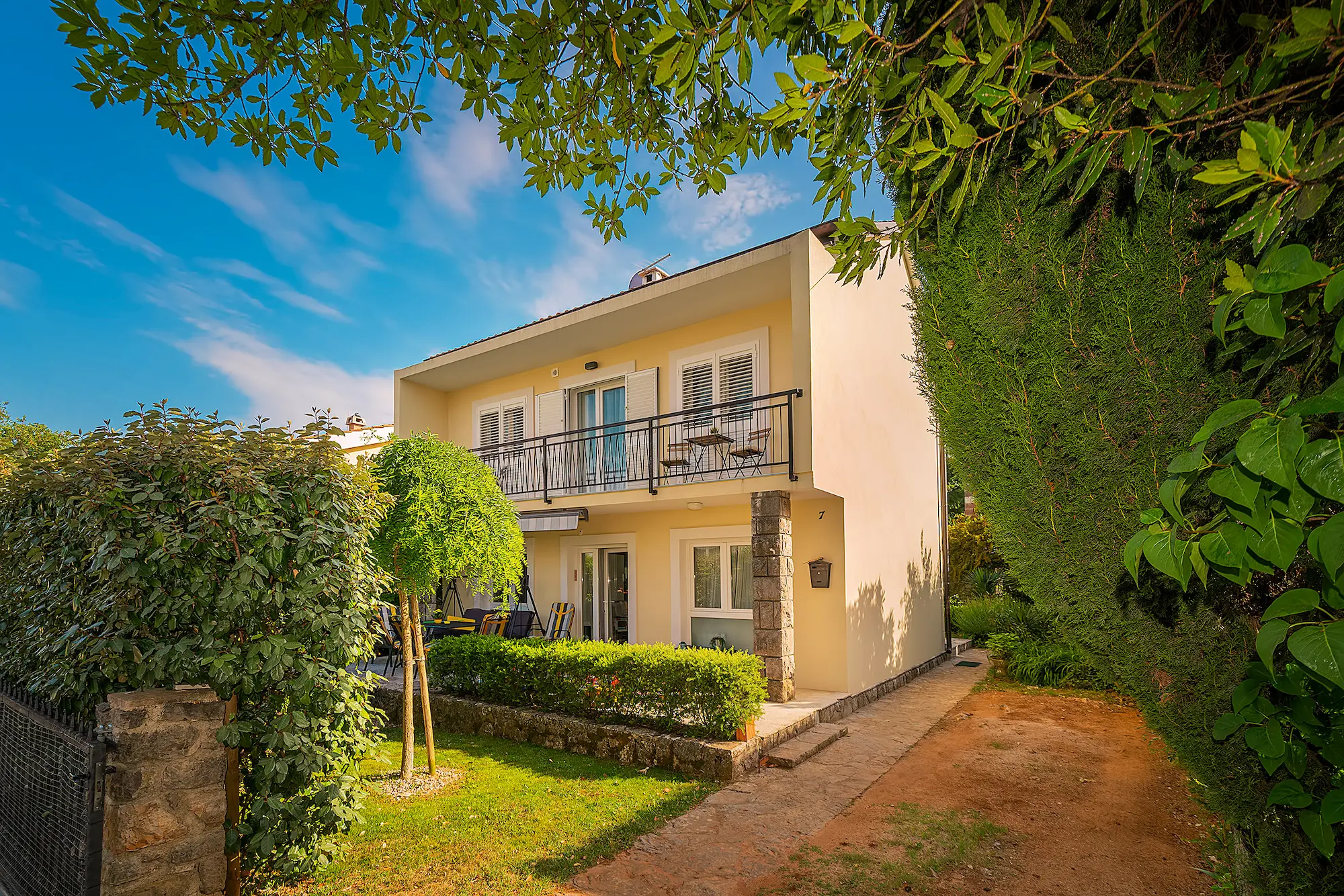 Apartment Noa - house